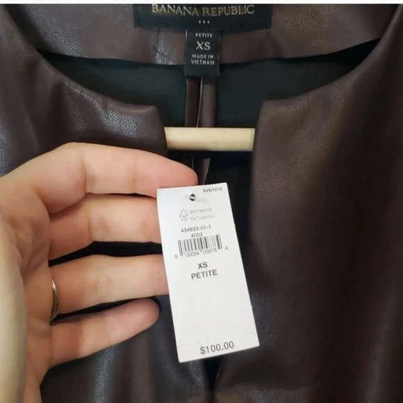 Banana Republic faux leather blouse - Picture 6 of 8